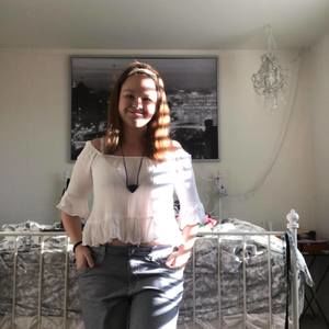 Meet your Posher, Michaella